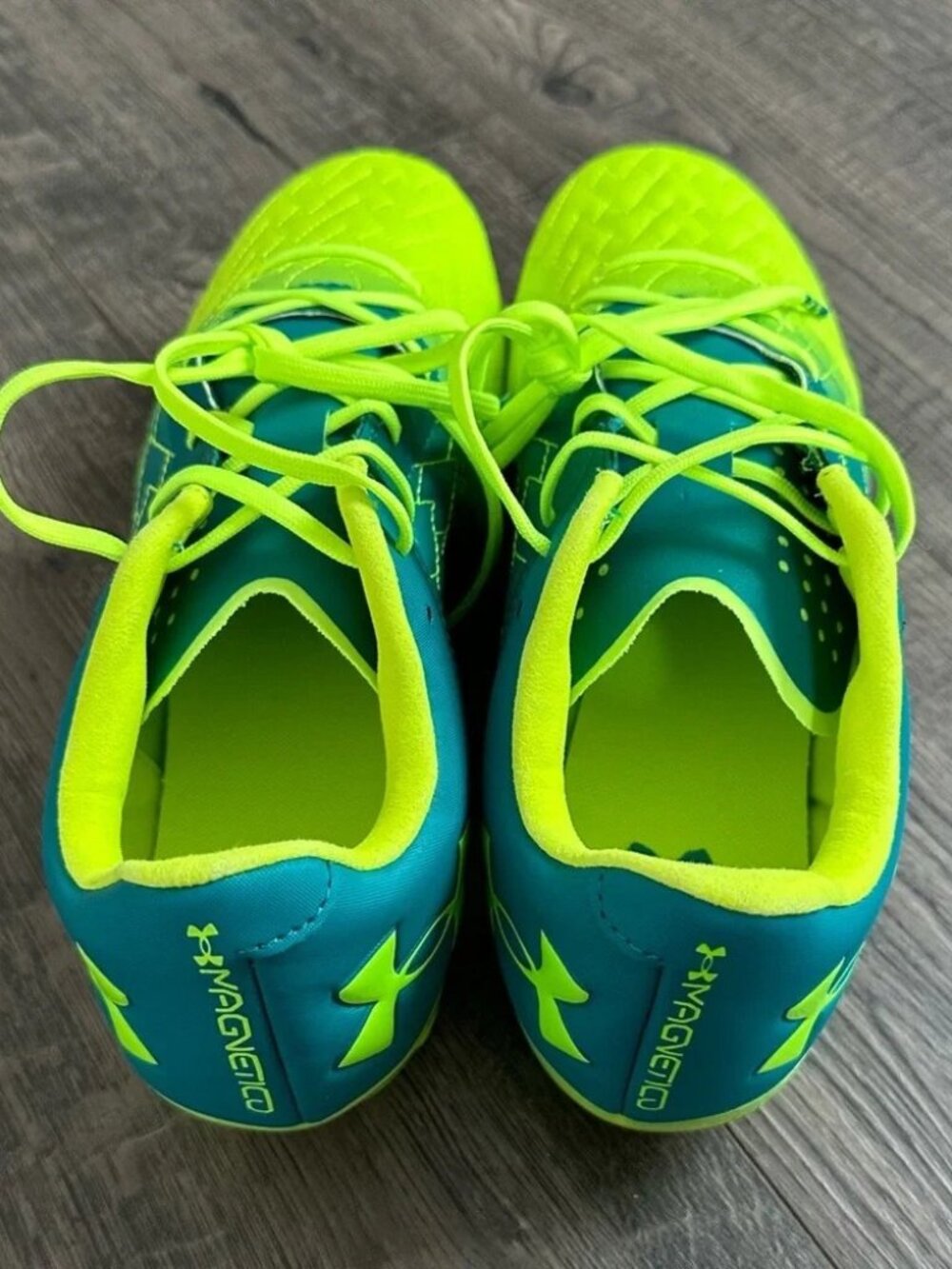 Under Armour Magnetico Select 2.0 Leather Soccer Cleats Sz 12 Men's